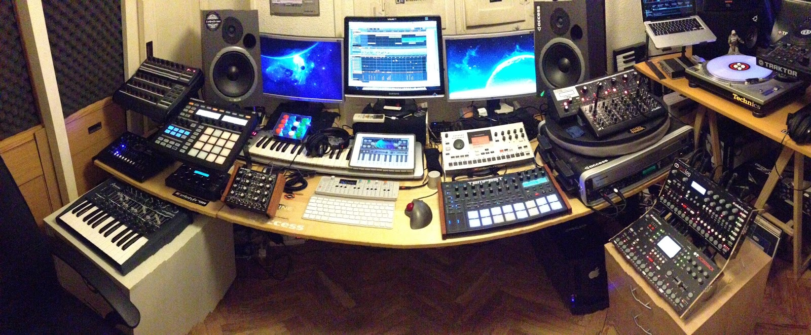 Custom synthesizer studio setup